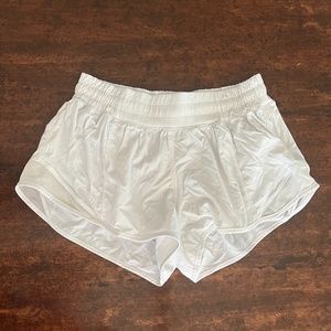 Hotty Hot Low-Rise Lined Short 2.5"